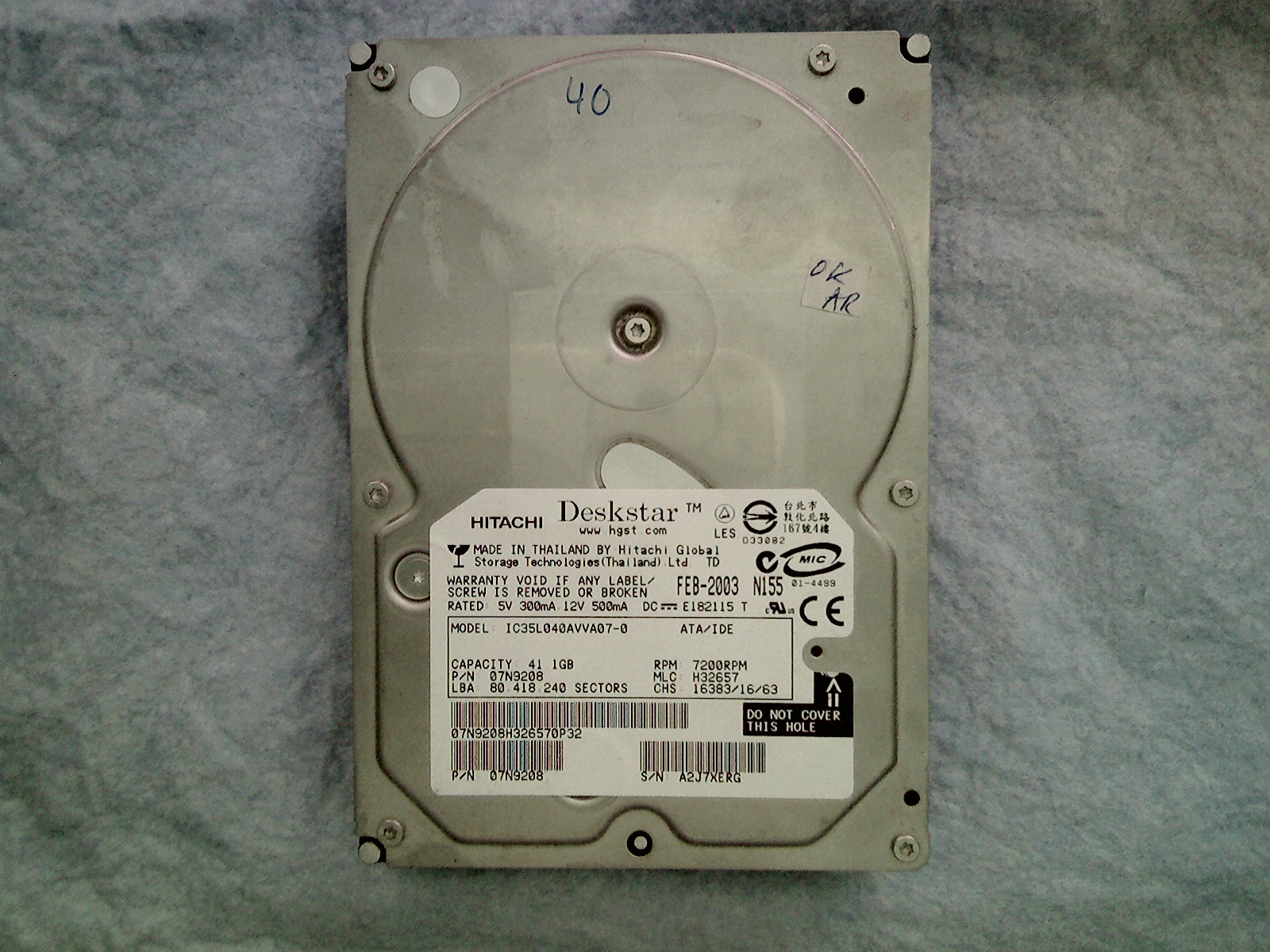 HITACHI IC35L042AVVA07